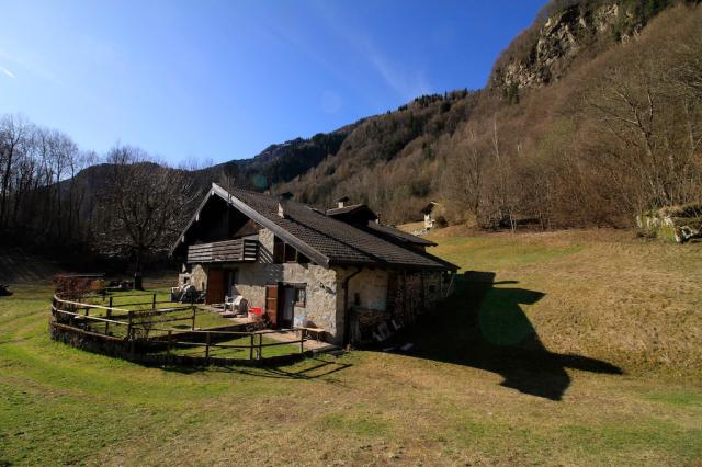 BAITA IN VENDITA IN VALDAONE