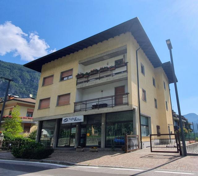 AMPIO APPARTAMENTO QUADRILOCALE