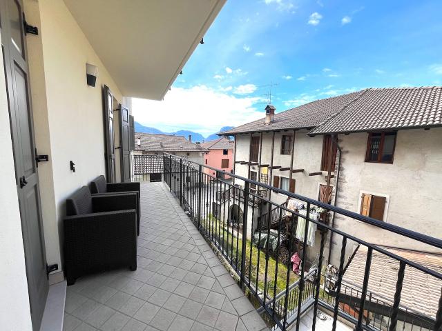 APPARTAMENTO TRILOCALE CON BALCONE IN CENTRO A STENICO