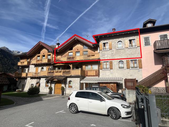 AMPIA MANSARDA IN VENDITA NEL CUORE DI PINZOLO