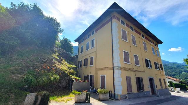 MANSARDA A LARDARO