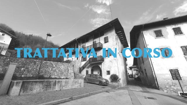 PORZIONE DI CASA A VILLA BANALE 