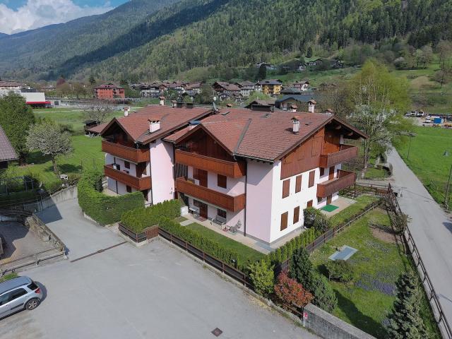 LUMINOSO QUADRILOCALE CON GARAGE NEL CUORE DELLA VAL RENDENA